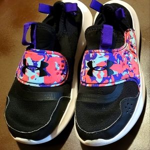 Run play camo Big girls size 3 tennis shoes